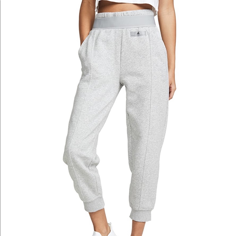Essential Sweatpants Grey